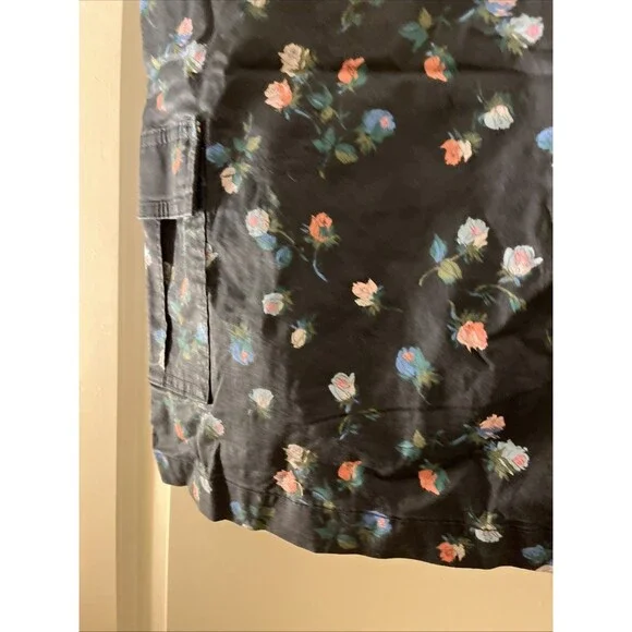 Lee Women's Skort Skirt Mid Rise Regular Fit Cargo Pockets Size 10 M Floral - Picture 15 of 16